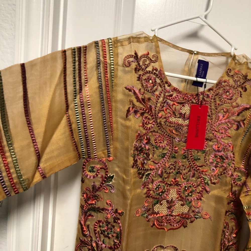 Sana Safinaz Embroidered Gold Net Kurti Medium - NWT - Picture 7 of 9